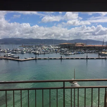 - 1 Bedroom With Sea Views - 0582 *